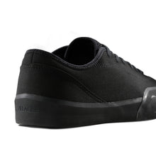 Lade das Bild in den Galerie-Viewer, VILLAGE PM - "1.30 PM" SUEDE SHOES (BLACK/NATURAL BLACK)