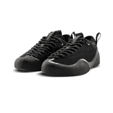 Cargar imagen en el visor de la galería, VILLAGE PM - "1.00 PM" SUEDE SHOES (BLACK/NATURAL BLACK)