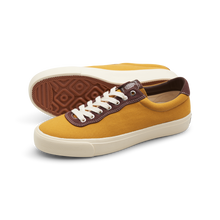 Afbeelding in Gallery-weergave laden, LAST RESORT AB X JULIAN SMITH - "VM001" CANVAS SHOES (YELLOW/BROWN)