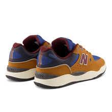 Afbeelding in Gallery-weergave laden, NEW BALANCE NUMERIC - "1010" LEMOS PRO SHOES (TAN/NAVY)