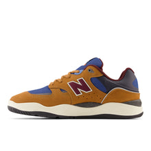 Afbeelding in Gallery-weergave laden, NEW BALANCE NUMERIC - "1010" LEMOS PRO SHOES (TAN/NAVY)