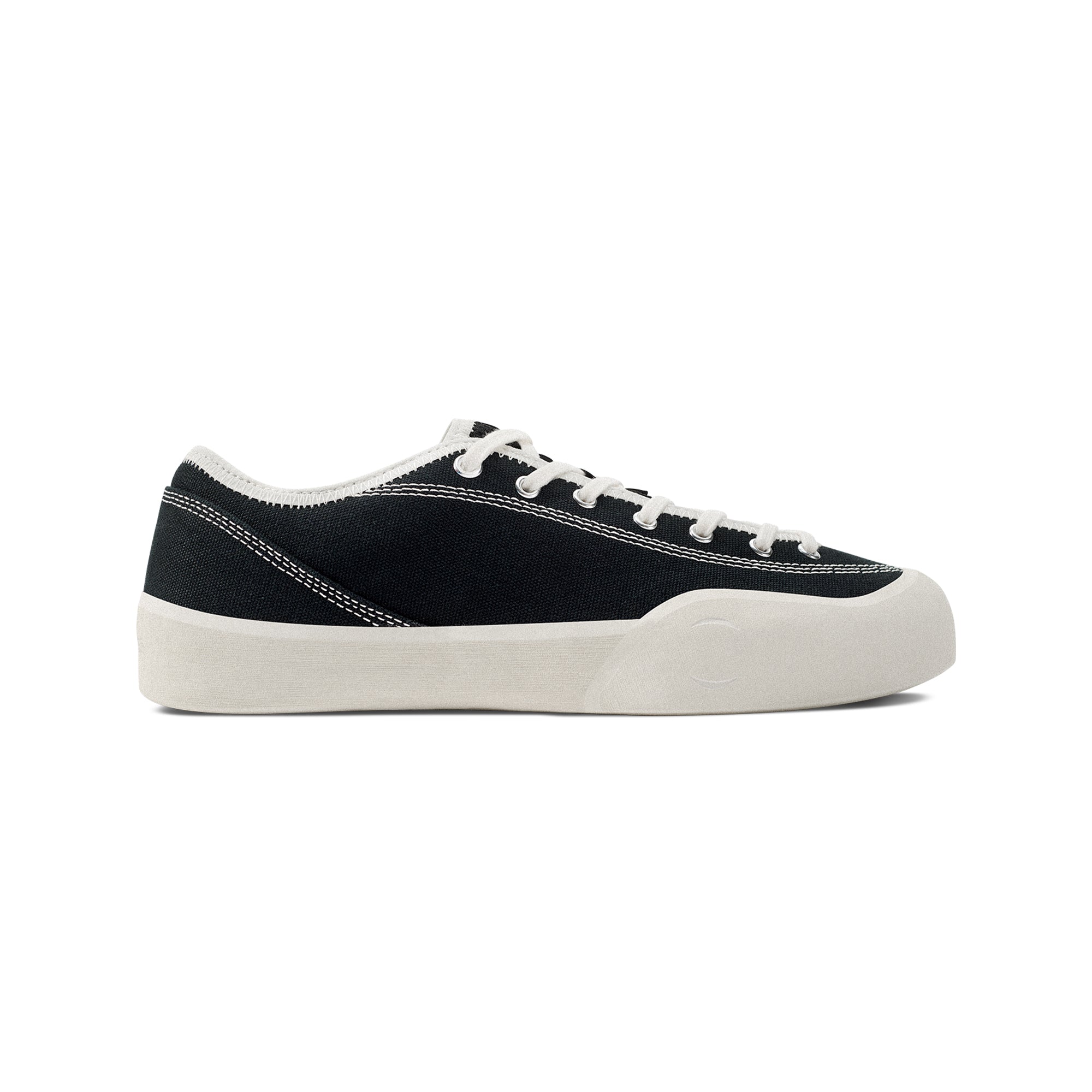 "1.30 PM" CANVAS SHOES (BLACK/WHISPER WHITE)