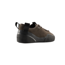 Carica l&#39;immagine nel visualizzatore di Gallery, VILLAGE PM - &quot;1.00 PM&quot; SUEDE SHOES (CHOCOLATE/NATURAL BLACK)
