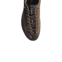 Carica l&#39;immagine nel visualizzatore di Gallery, VILLAGE PM - &quot;1.00 PM&quot; SUEDE SHOES (CHOCOLATE/NATURAL BLACK)
