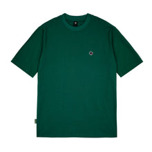 Lade das Bild in den Galerie-Viewer, MAGENTA SKATEBOARDS - &quot;PIQUE&quot; T-SHIRT (GREEN)
