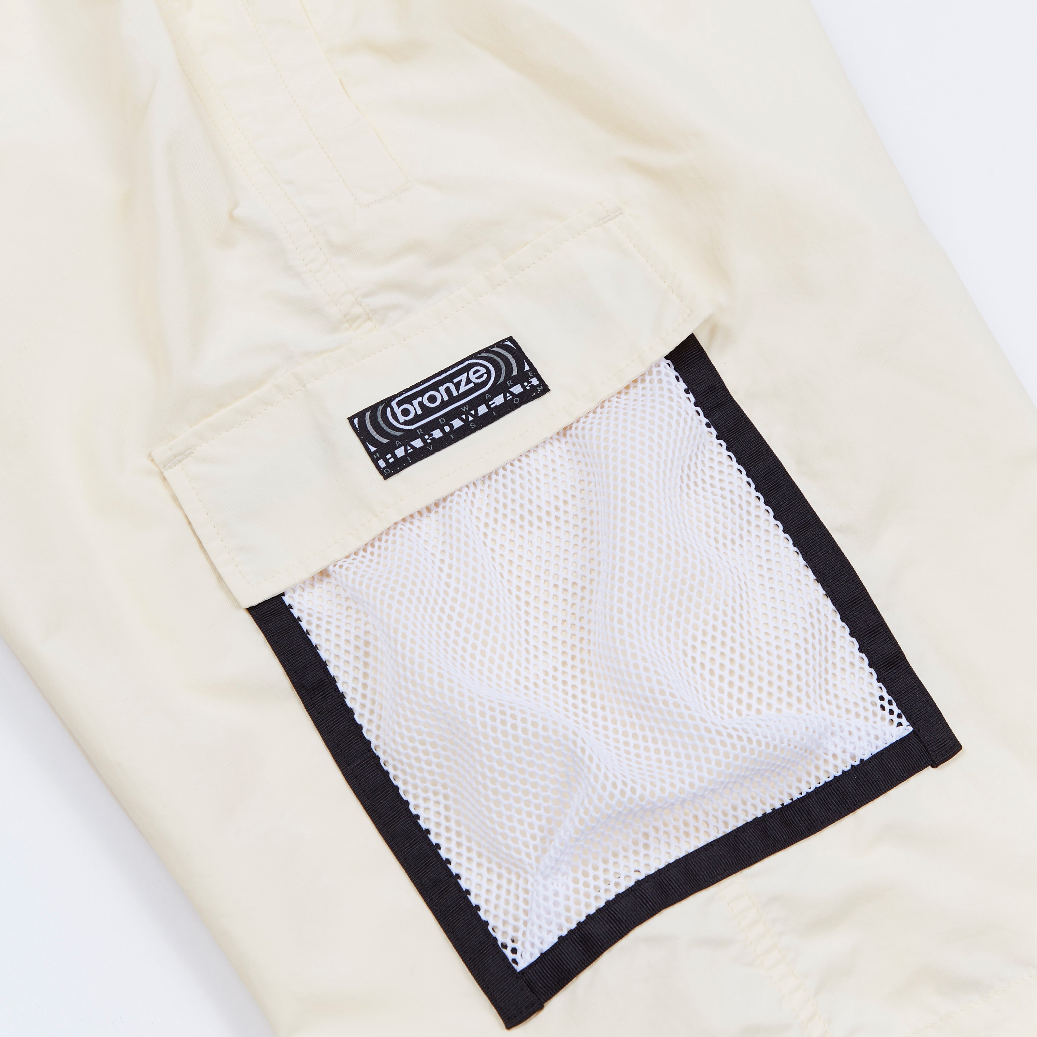 "MESH" CARGO SHORTS (CREAM)-3