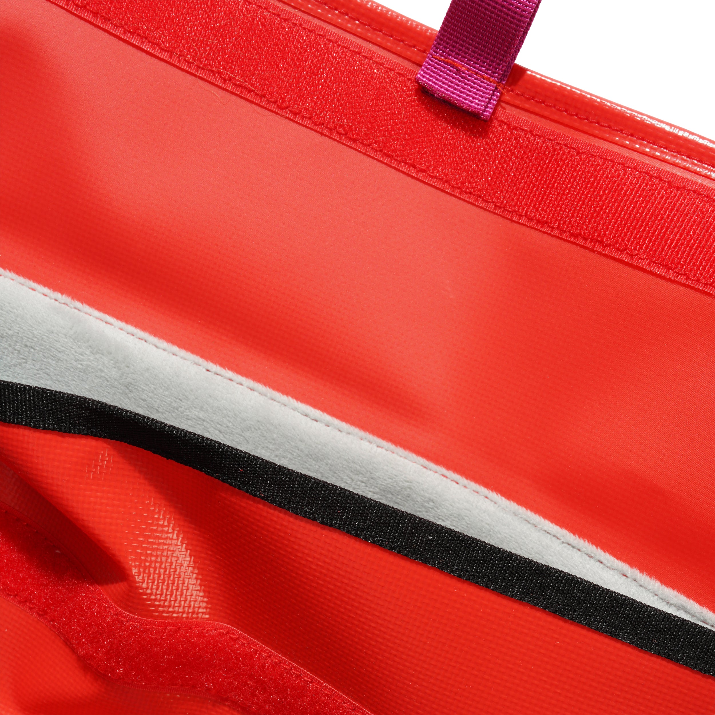 "ALL WEATHER" LAPTOP SLEEVE (RED)