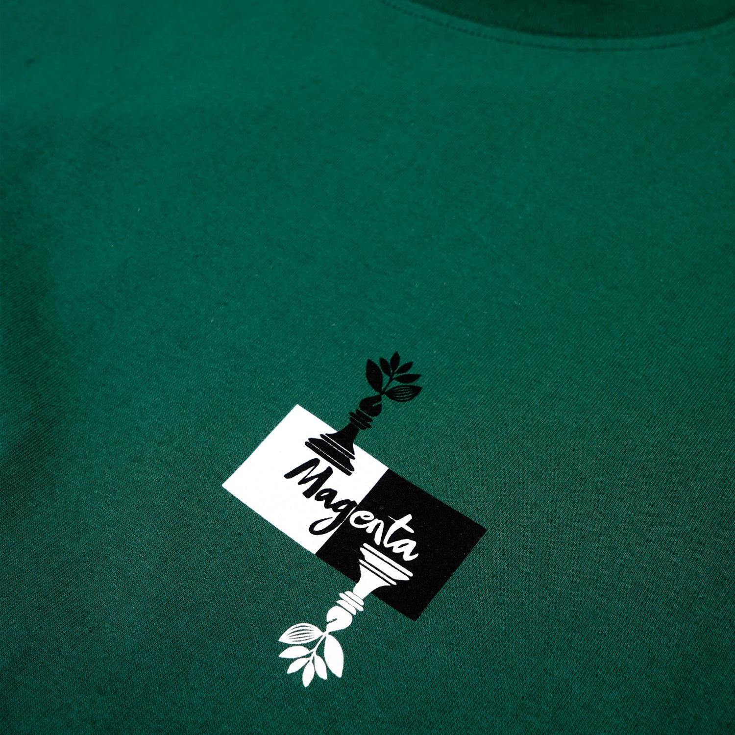 "CHESS" T-SHIRT (GREEN)