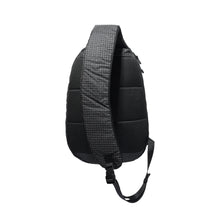 Afbeelding in Gallery-weergave laden, BUTTER GOODS - &quot;EXPRESS&quot; CORDURA SHOULDER BAG (BLACK)
