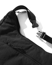 Afbeelding in Gallery-weergave laden, BUTTER GOODS - &quot;CROSSBODY&quot; BAG (BLACK)
