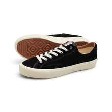 Load image into Gallery viewer, LAST RESORT AB - &quot;VM003 LO&quot; CORDUROY SHOES (BLACK/WHITE)
