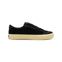 Lade das Bild in den Galerie-Viewer, LAST RESORT AB - &quot;VM004&quot; SUEDE SHOES (BLACK/NICOTINE)
