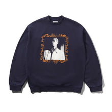 Cargar imagen en el visor de la galería, BUTTER GOODS X MADLIB - "LOOP DIGGA" CREWNECK (WASHED NAVY)
