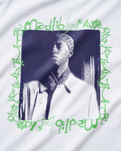 Cargar imagen en el visor de la galería, BUTTER GOODS X MADLIB - "LOOP DIGGA" T-SHIRT (WHITE)
