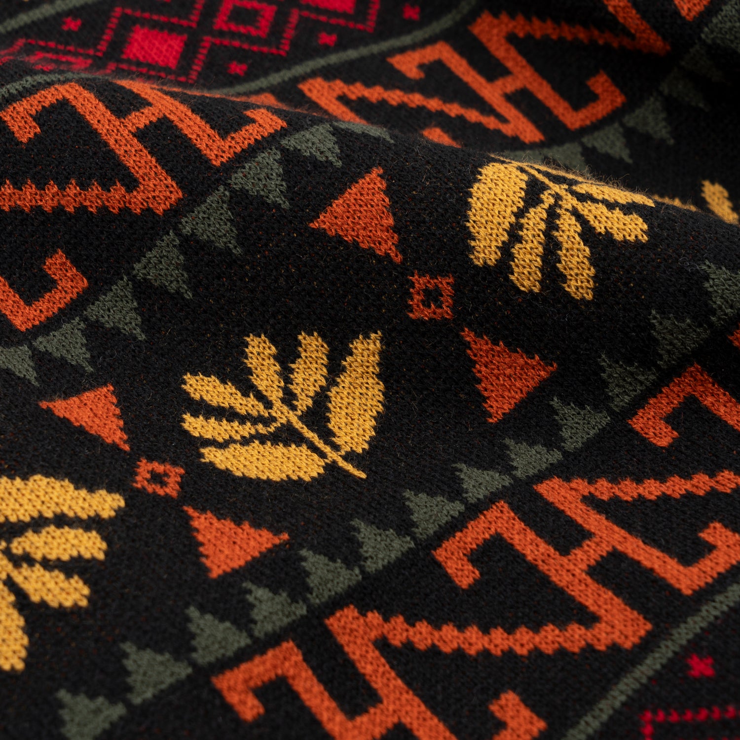 "PERU" KNITTED CREWNECK