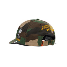 Afbeelding in Gallery-weergave laden, BUTTER GOODS X PEANUTS - &quot;RATS&quot; 6 PANEL HAT (WASHED CAMO)
