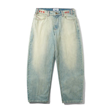 Charger l&#39;image dans la galerie, CASH ONLY - &quot;STARS&quot; DENIM PANTS (SUN FADE WASH)
