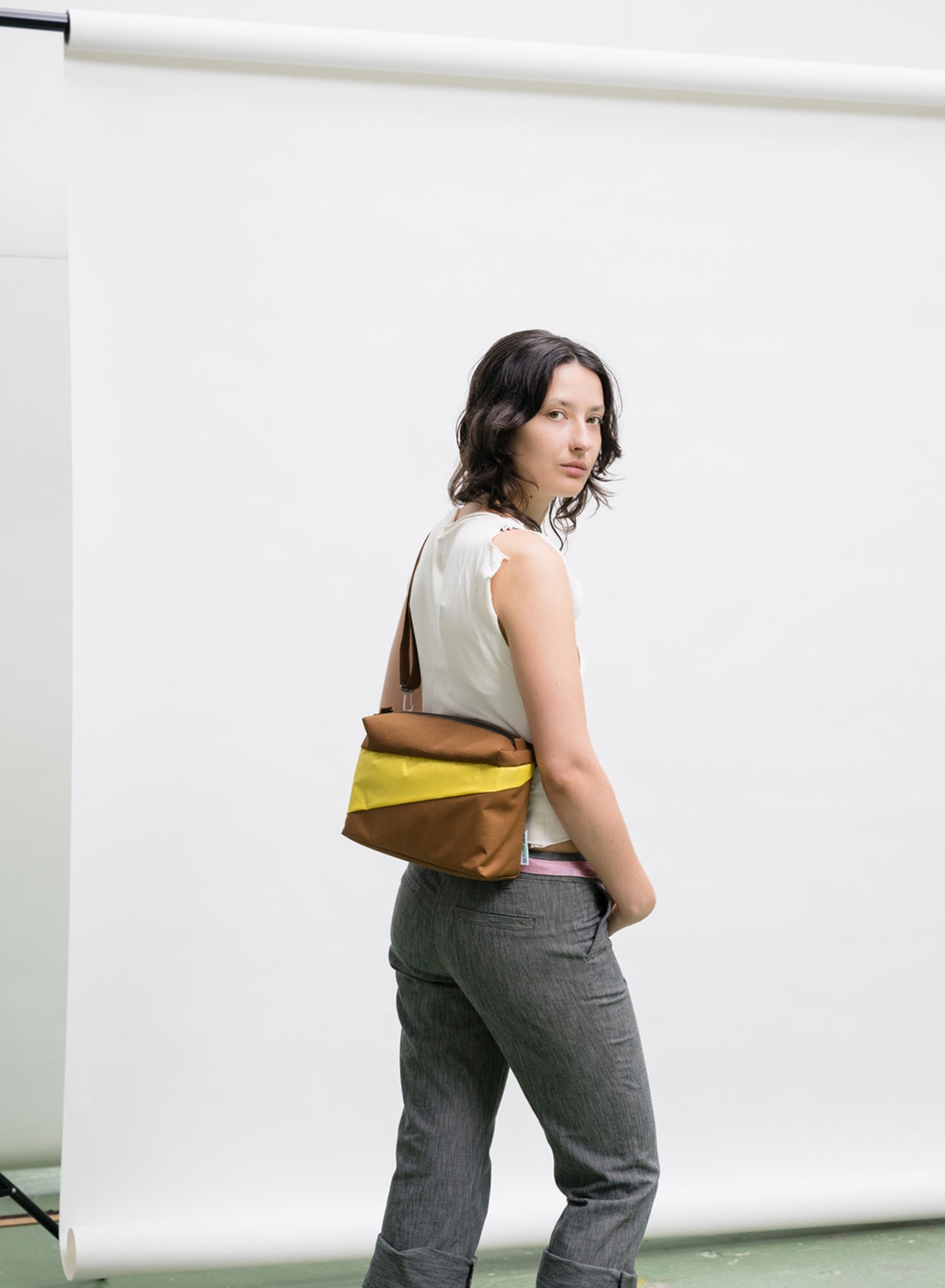 "THE NEW BUM BAG" MEDIUM SIDE BAG (HAZEL/TV YELLOW)