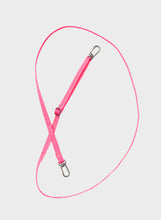 Charger l&#39;image dans la galerie, SUSAN BIJL - &quot;THE NEW STRAP&quot; SLIM (FLUO PINK)

