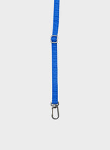 Charger l&#39;image dans la galerie, SUSAN BIJL - &quot;THE NEW STRAP&quot; SLIM (YVES)
