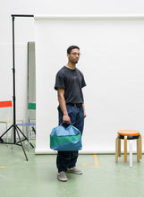 Load image into Gallery viewer, SUSAN BIJL - &quot;THE NEW 24/7 BAG&quot; (DARK PETROL/SEAWEED)
