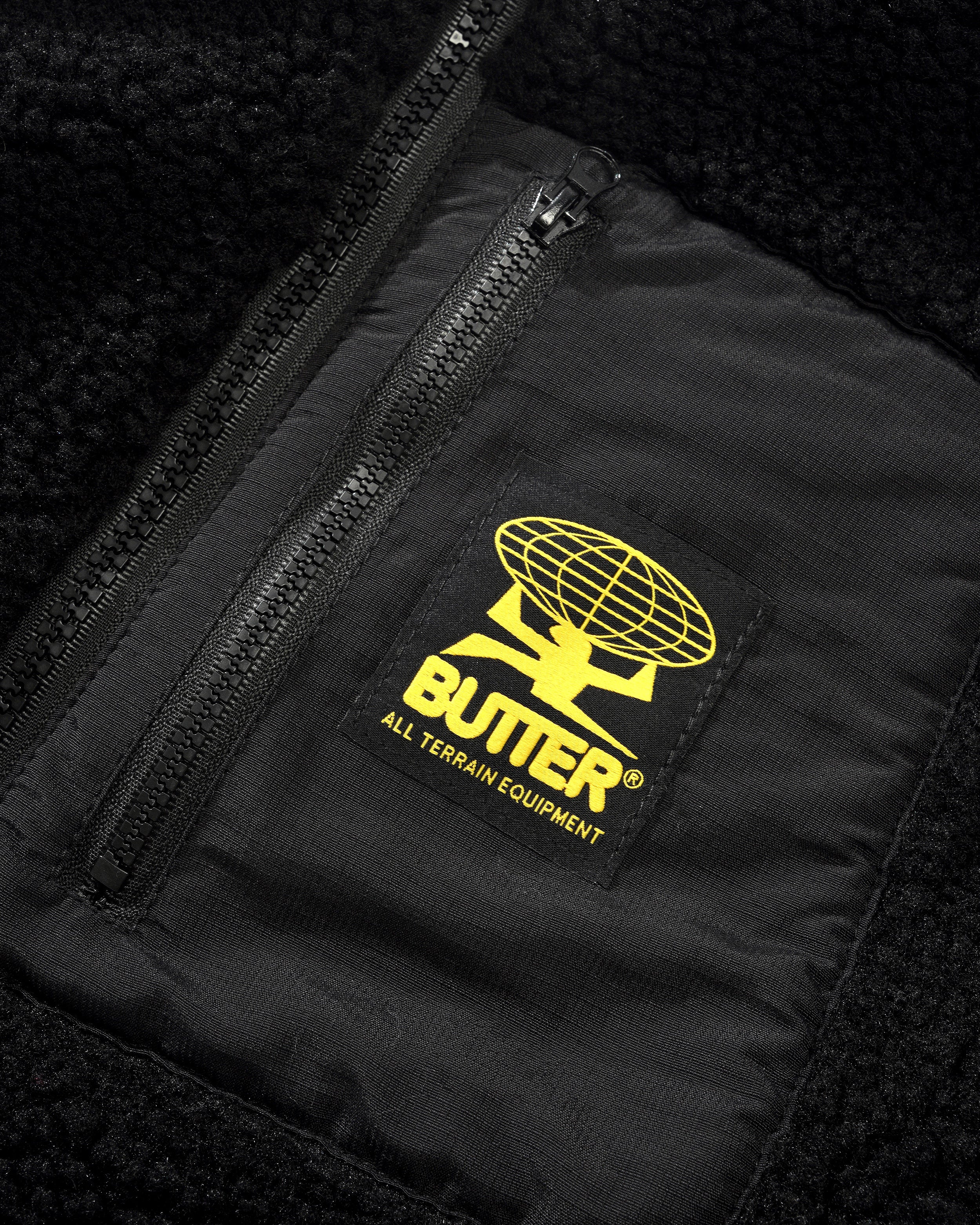 "TERRAIN" REVERSIBLE VEST-3