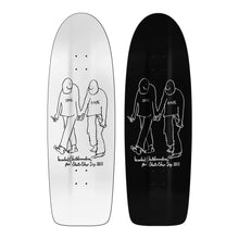 Afbeelding in Gallery-weergave laden, KROOKED - MARK GONZALES&#39; &quot;LOVE &amp; HATE&quot; DECKS (SET OF 2 - 10.75&quot;)
