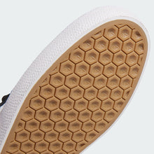 Charger l&#39;image dans la galerie, ADIDAS SKATEBOARDING - &quot;GAZELLE ADV&quot; SUEDE SHOES (BLACK/WHITE)
