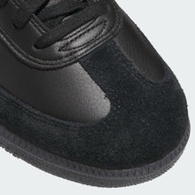 Cargar imagen en el visor de la galería, ADIDAS SKATEBOARDING - &quot;SAMBA ADV&quot; LEATHER/SUEDE SHOES (BLACK/BLACK/BLUE)
