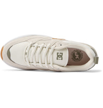 Lade das Bild in den Galerie-Viewer, DC SHOES - &quot;ASCEND&quot; SUEDE SHOES (OFF WHITE)
