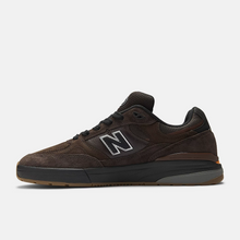 Load image into Gallery viewer, NEW BALANCE NUMERIC - &quot;933&quot; ANDREW REYNOLDS&#39; PRO SHOES (BROWN/BLACK)
