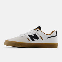 Afbeelding in Gallery-weergave laden, NEW BALANCE NUMERIC - &quot;306&quot; FOY PRO SHOES (SEA SALT/BLACK)
