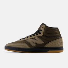 Carica l&#39;immagine nel visualizzatore di Gallery, NEW BALANCE NUMERIC - &quot;440 HI&quot; SHOES (MUSHROOM/BLACK)
