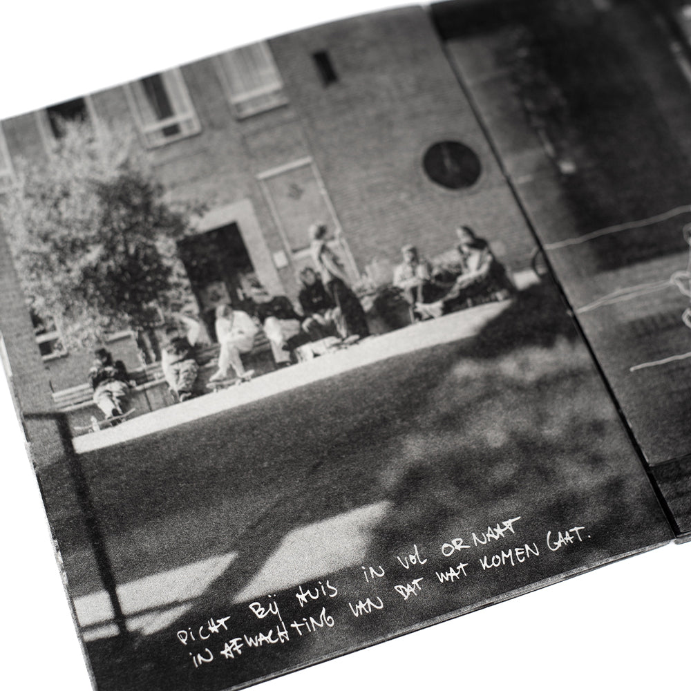 "TEN OOSTEN VAN DE STERREN STROOMT DE BEEK" ZINE-8
