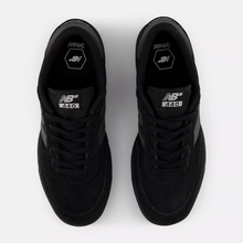 Cargar imagen en el visor de la galería, NEW BALANCE NUMERIC - "440" SHOES (BLACK)
