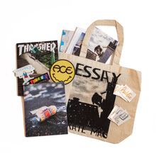 Afbeelding in Gallery-weergave laden, GIFT BOX 02 - &quot;READING ESSENTIALS&quot;
