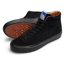 Cargar imagen en el visor de la galería, LAST RESORT AB - &quot;VM001 HI&quot; SUEDE - BLACK/BLACK
